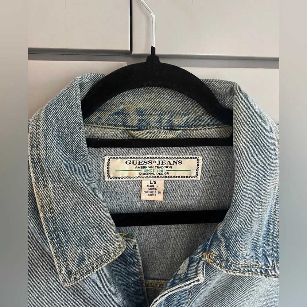 Vintage 1980’s Guess Blue Denim Jacket - Picture 5 of 11